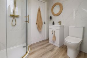 Bedroom One En-Suite- click for photo gallery